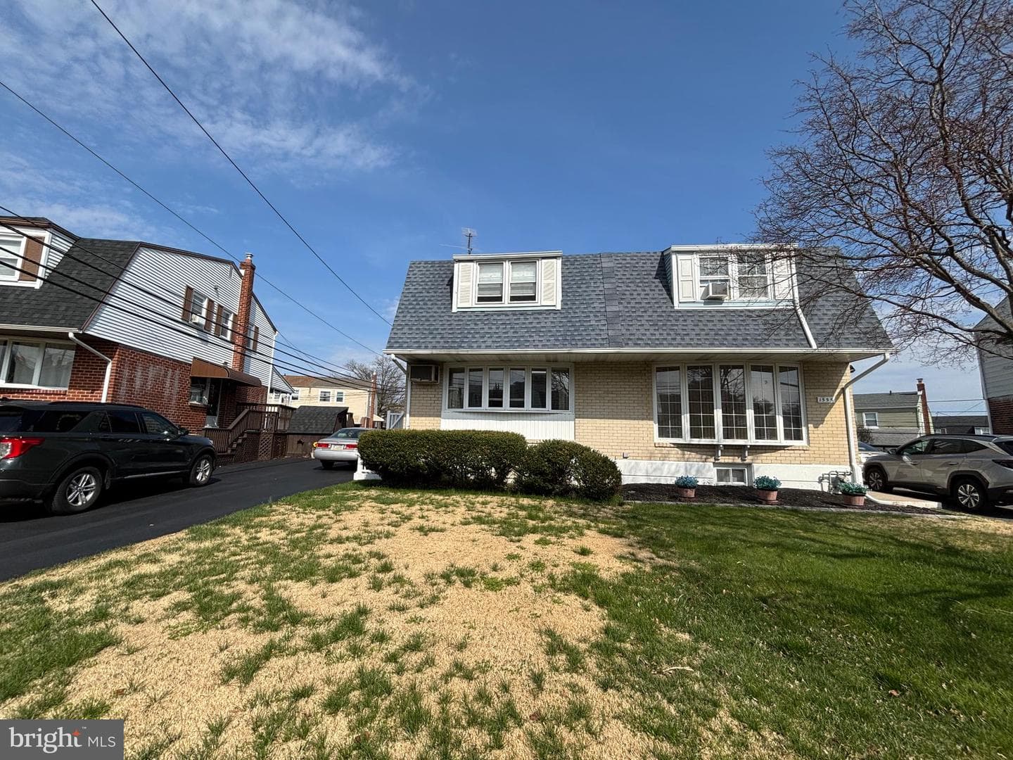 1557 Blackrock Road photo 1