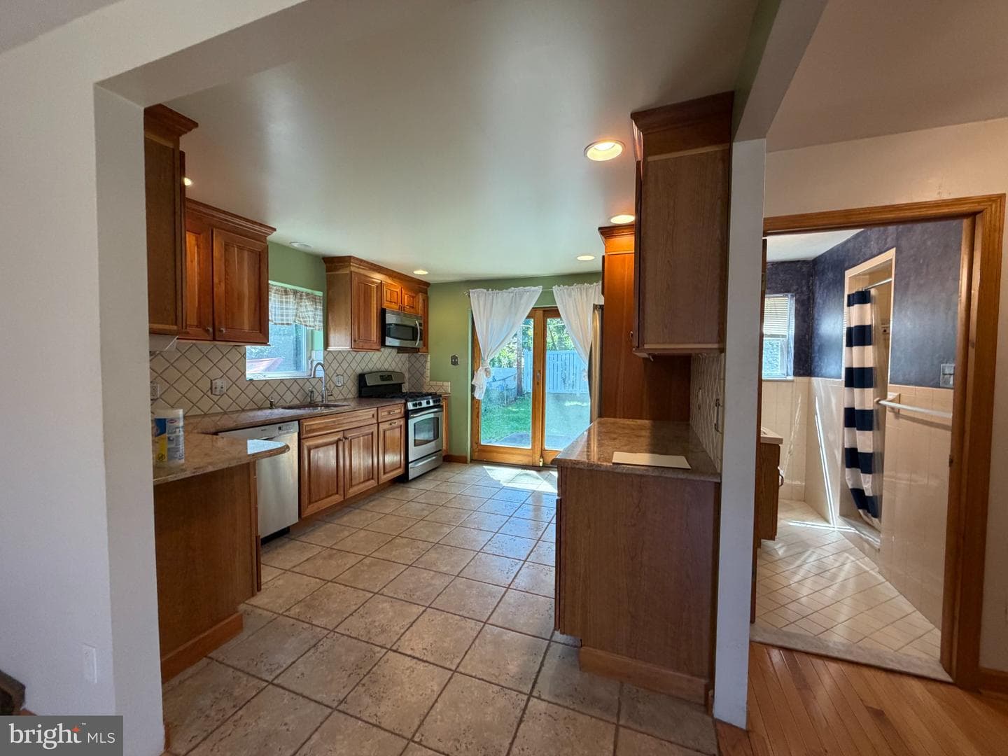 106 Harrison Avenue photo 12