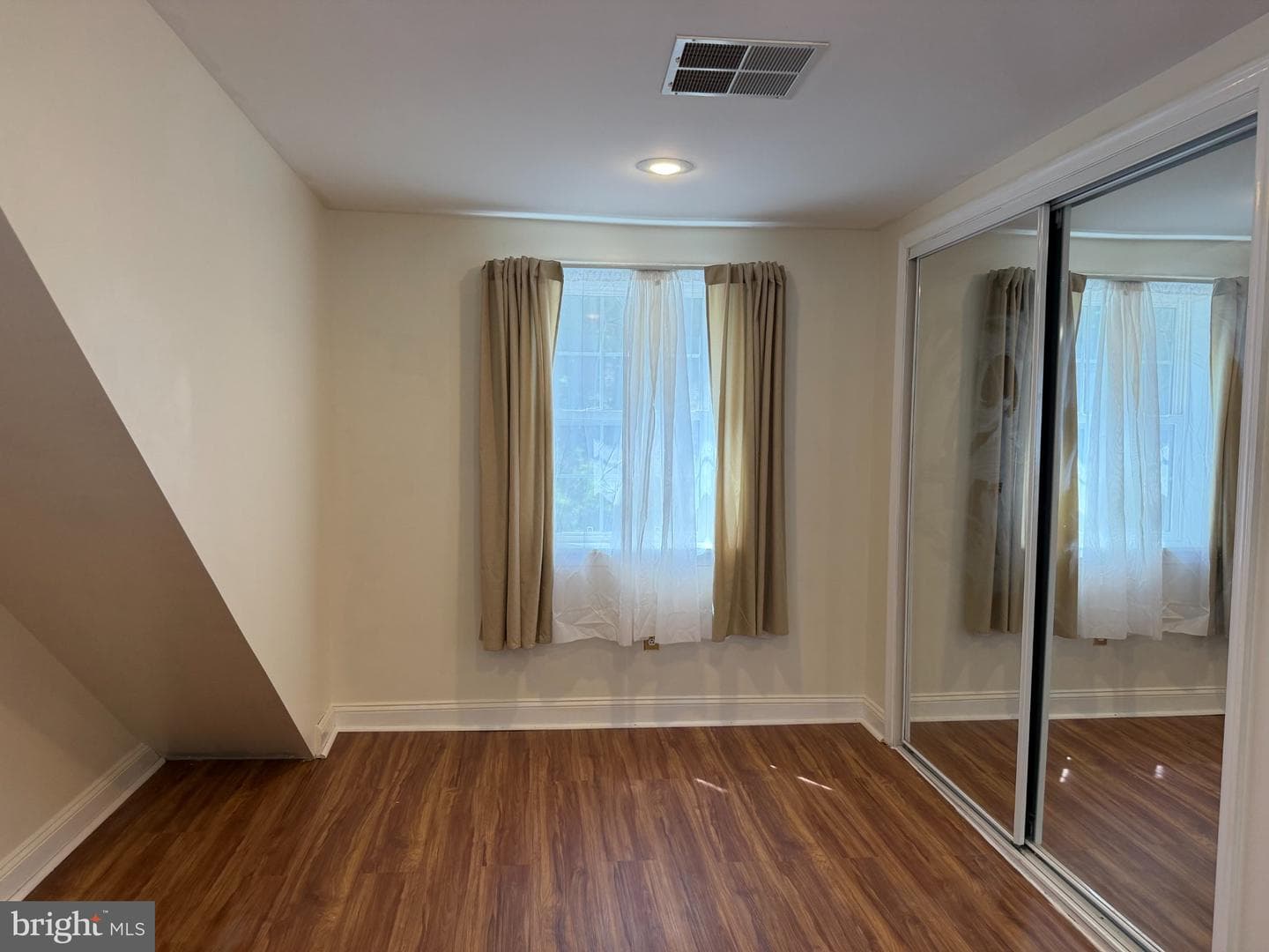 106 Harrison Avenue photo 19