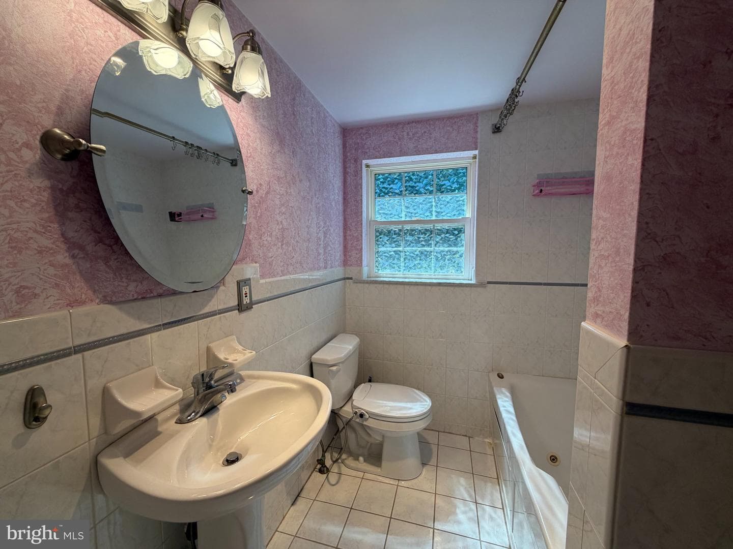 106 Harrison Avenue photo 25
