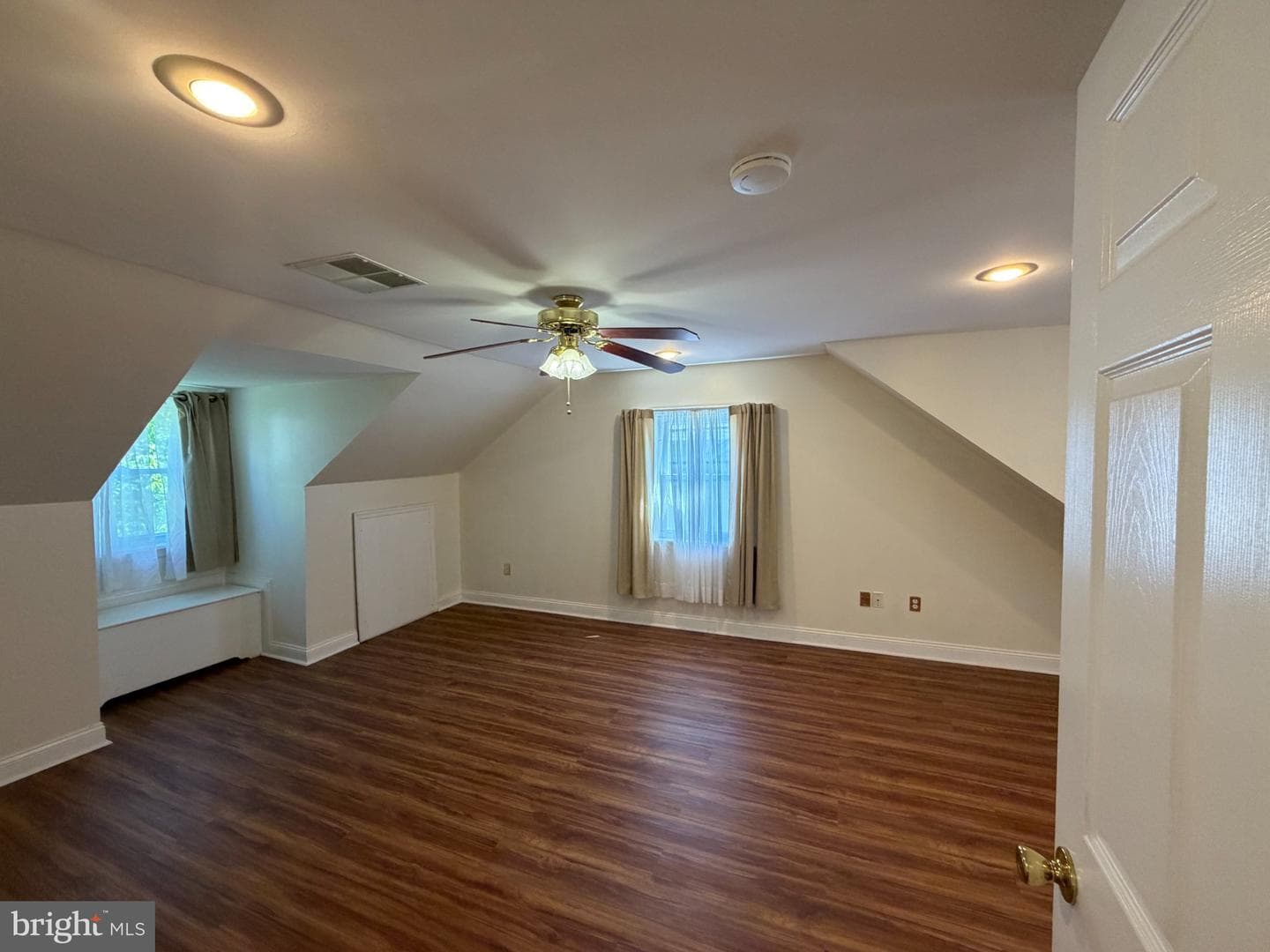 106 Harrison Avenue photo 33