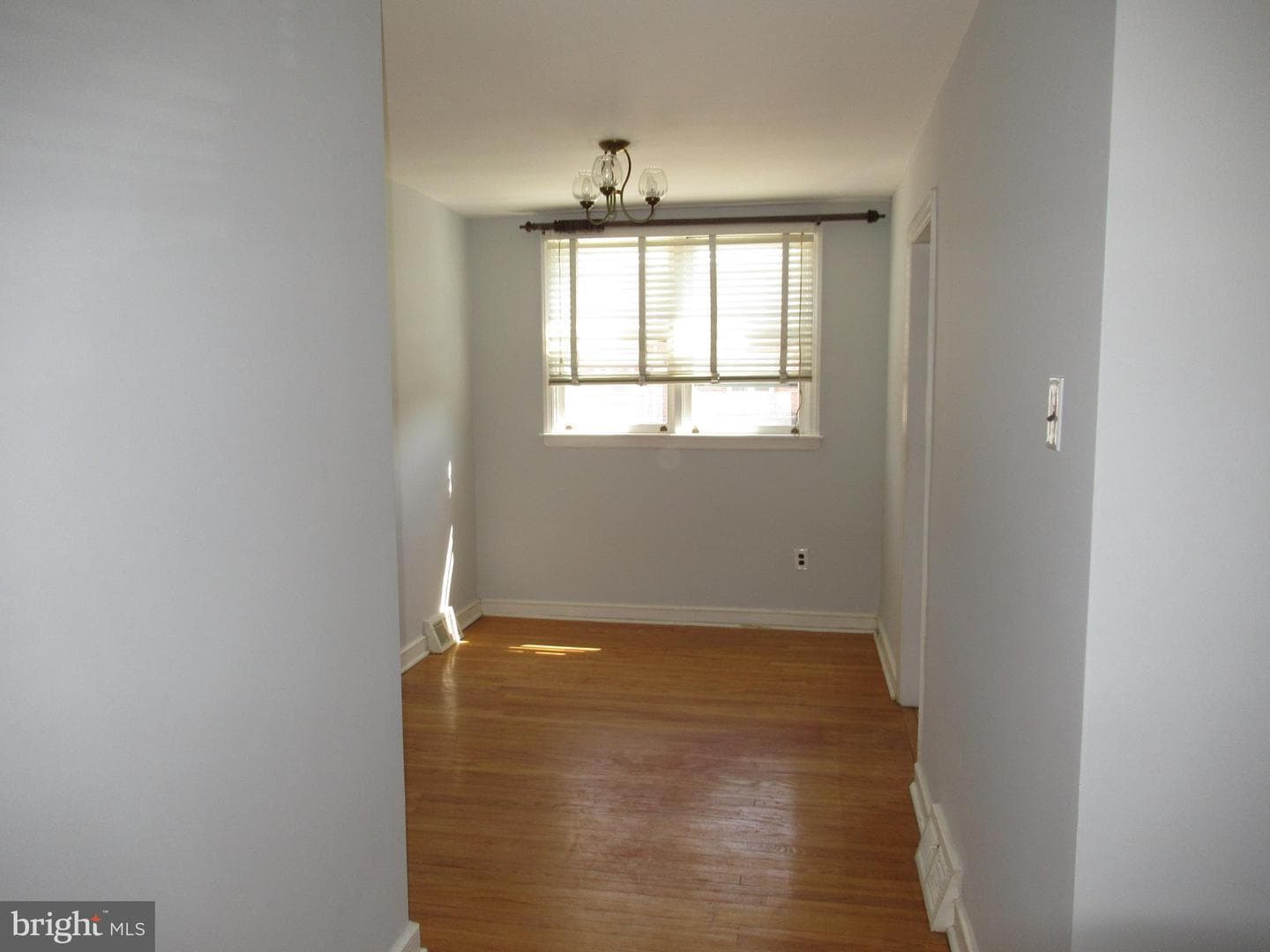 654 Beech Avenue photo 6