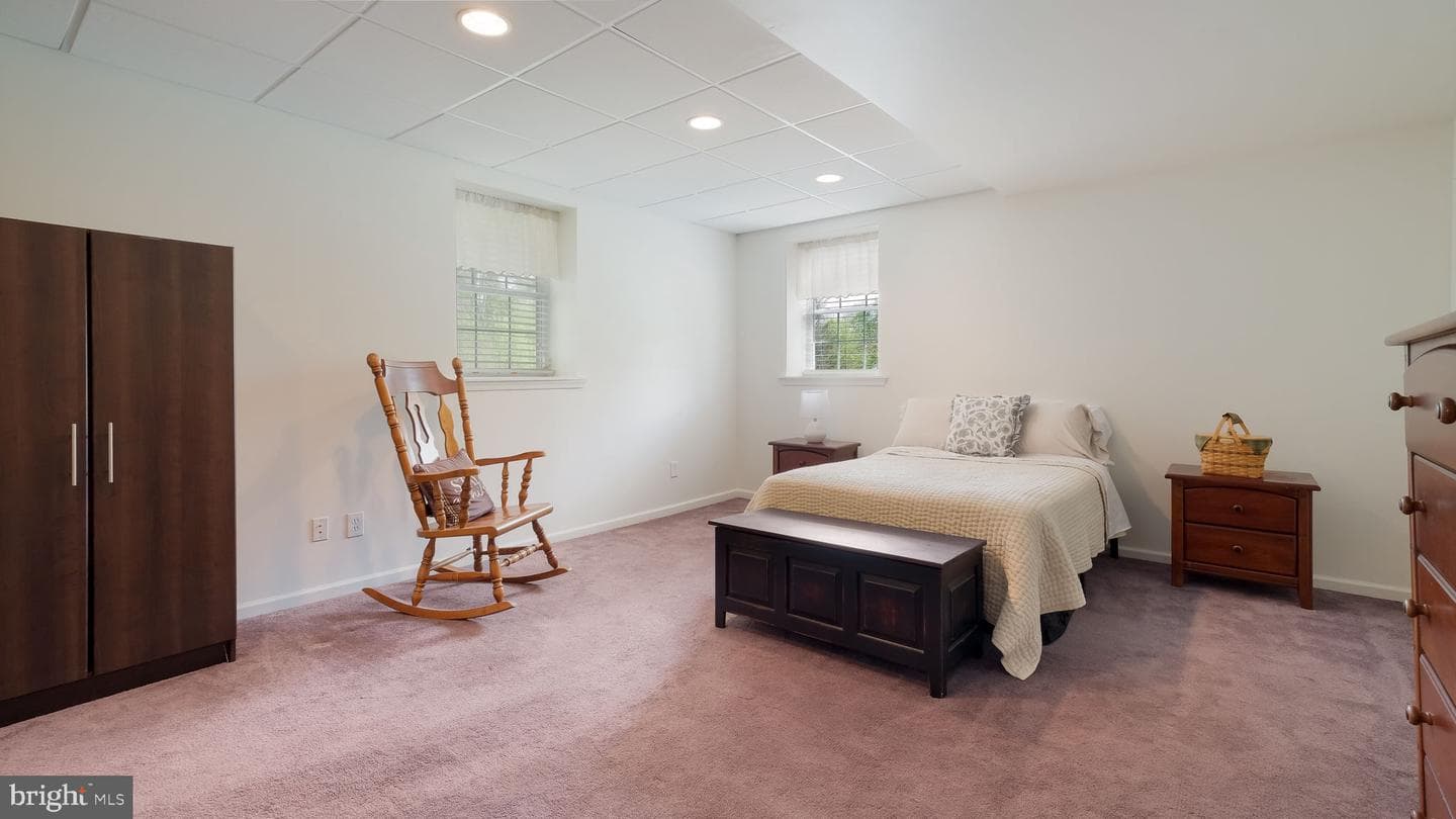 367 Mount Alverno Road photo 108