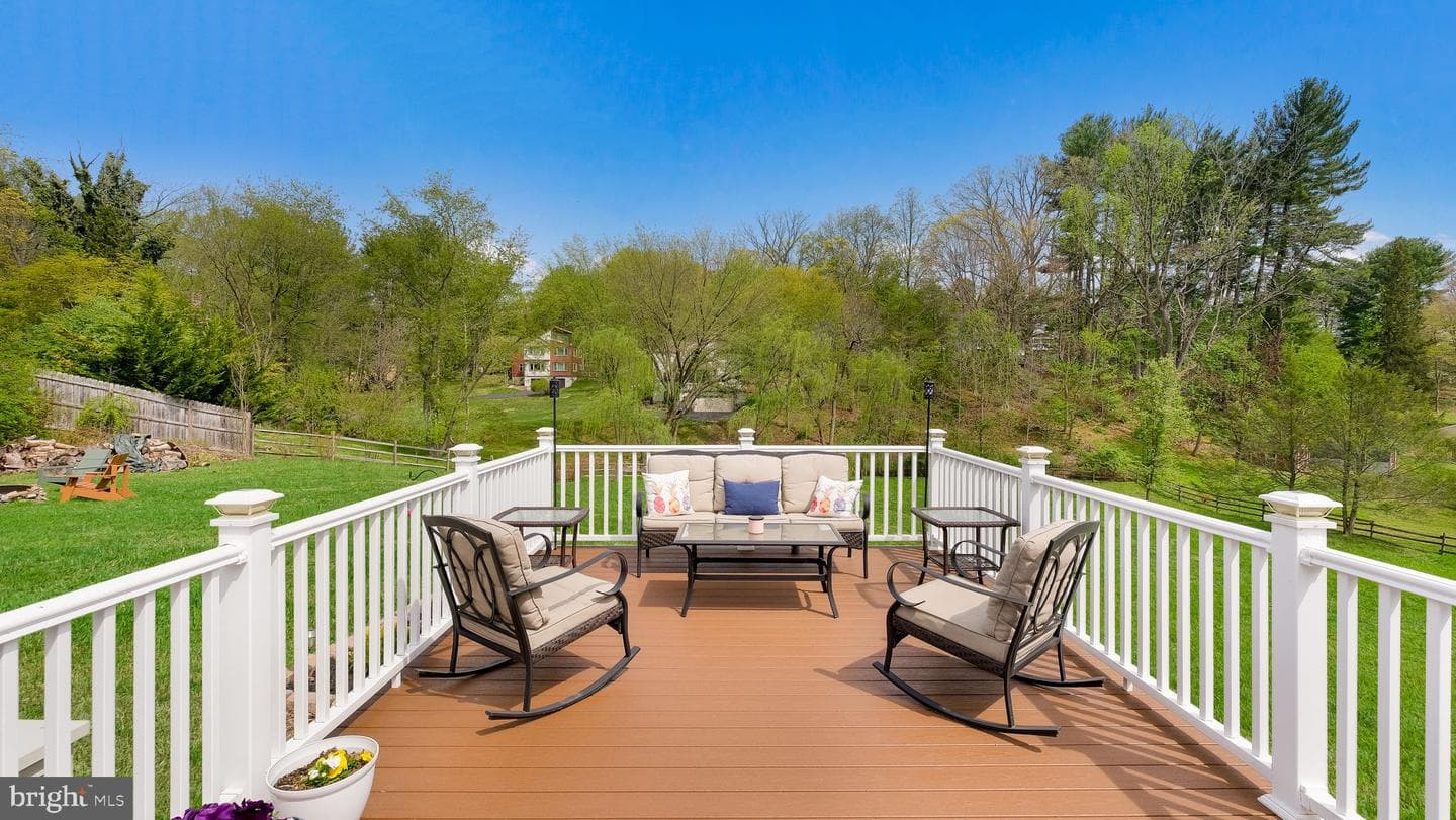 367 Mount Alverno Road photo 127