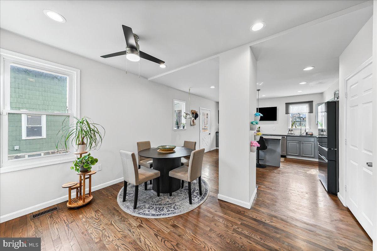 120 Lewis Avenue photo 10