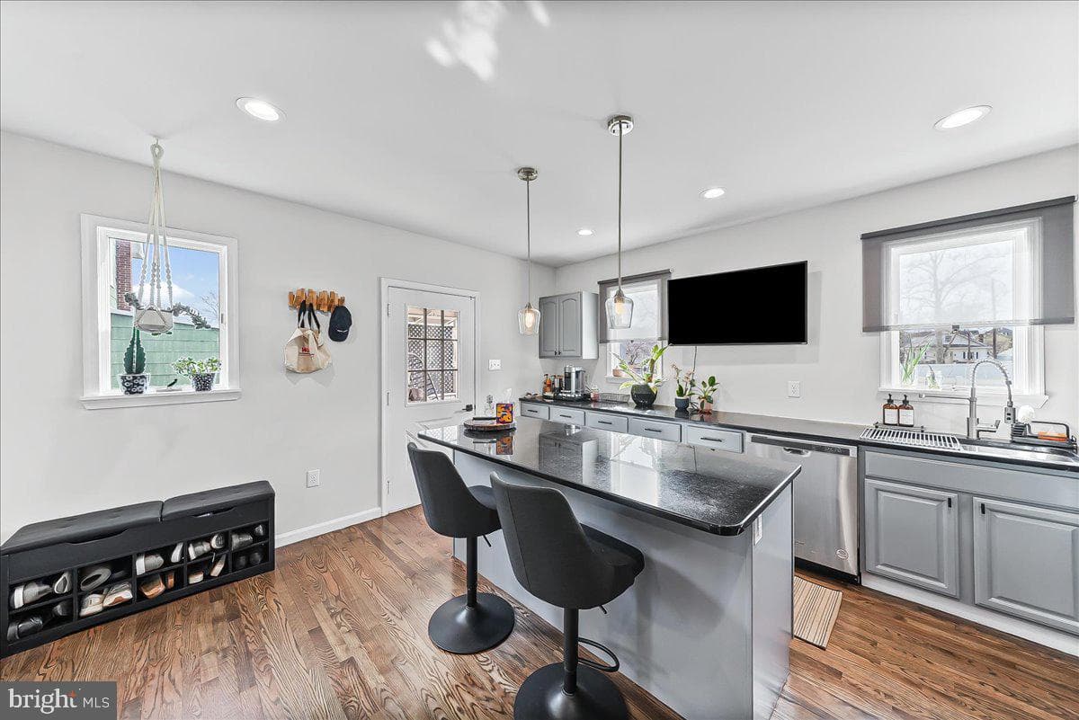 120 Lewis Avenue photo 11