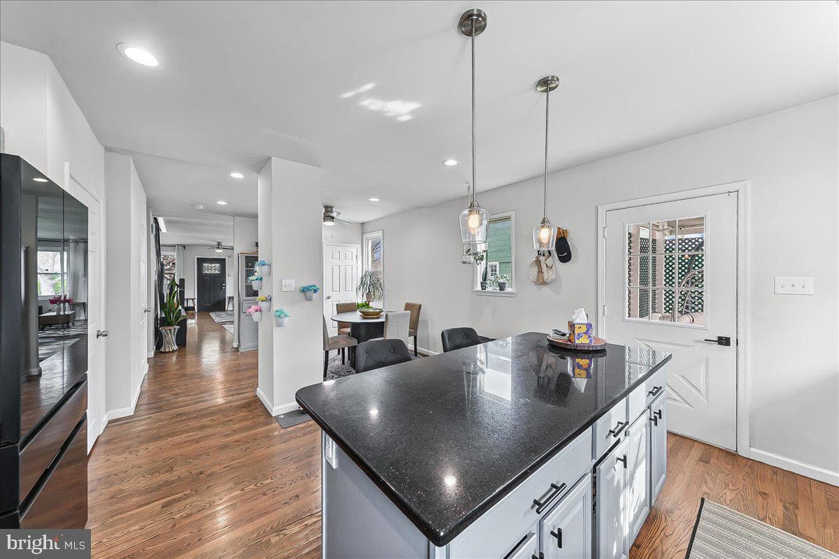 120 Lewis Avenue photo 14