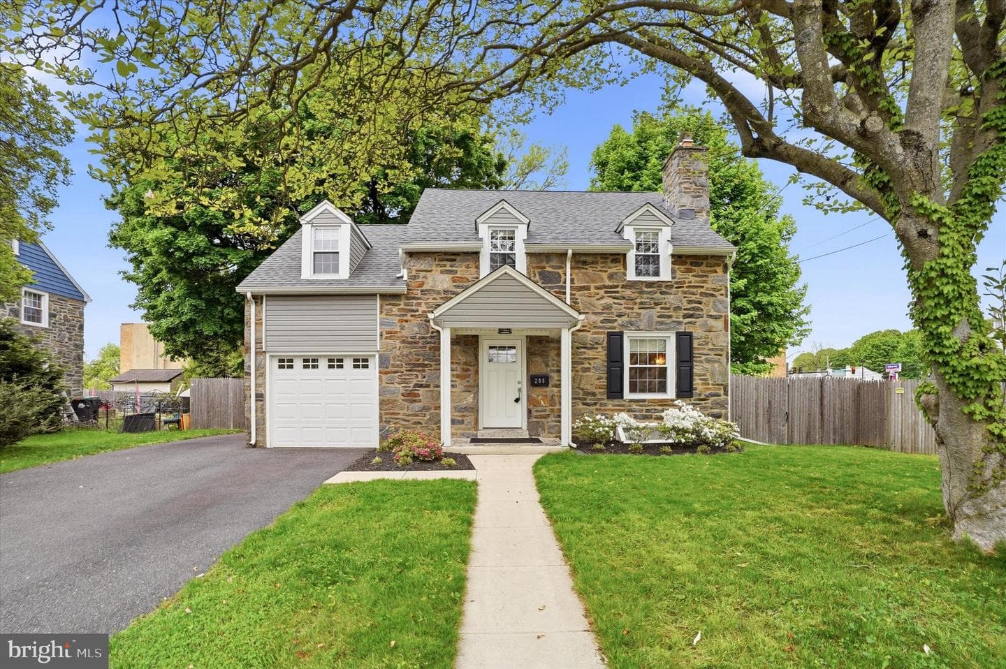 208 Parham Road photo 2