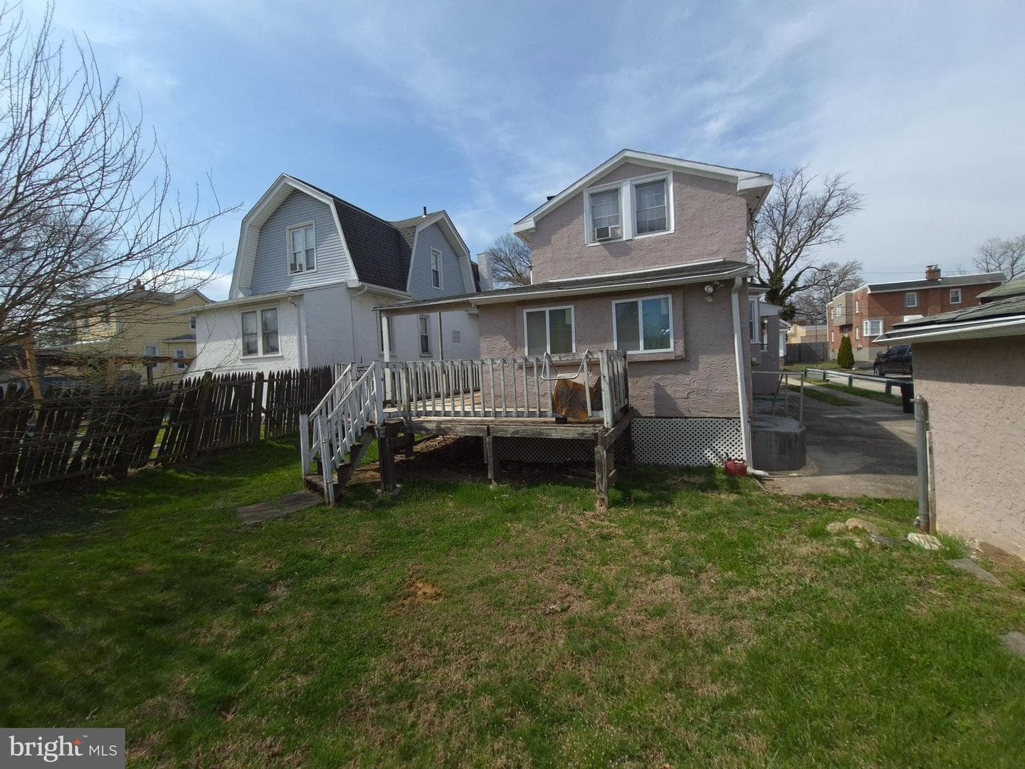916 Spruce Street photo 38