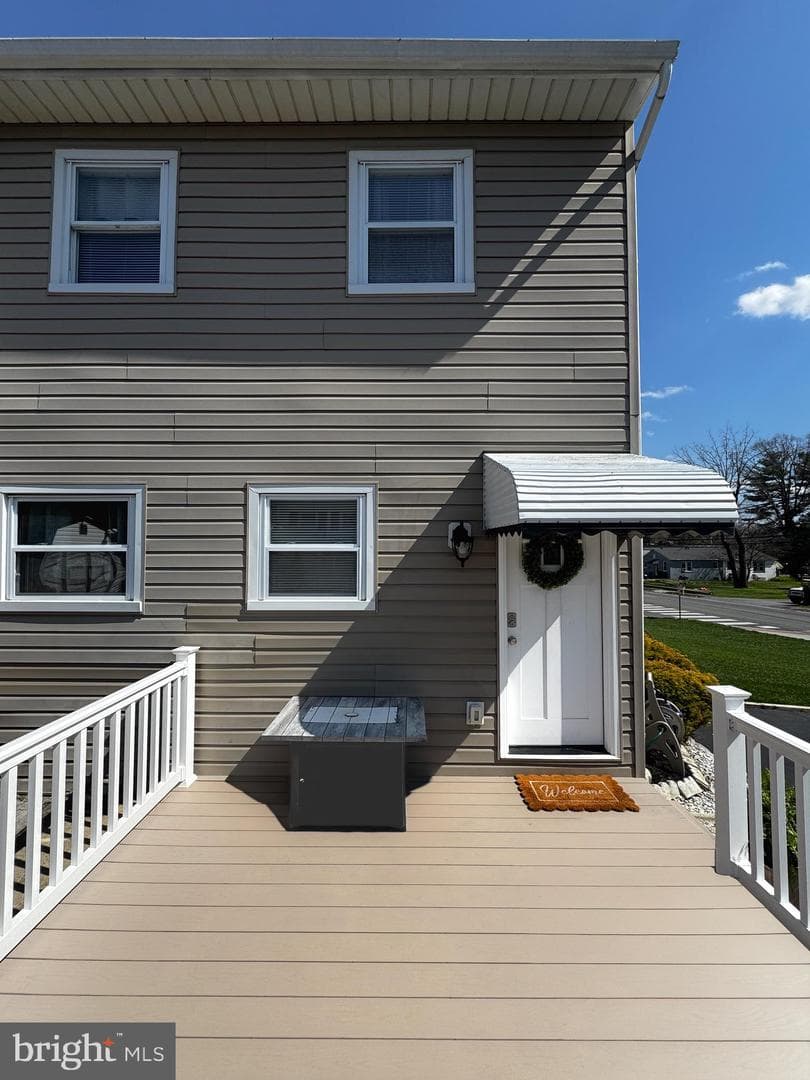645 W Wiltshire Drive photo 16