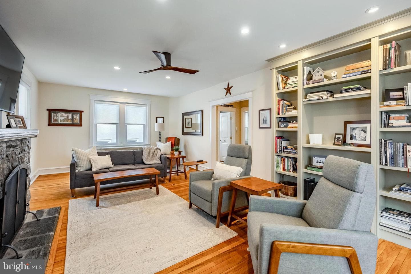 2525 Olcott Avenue photo 8