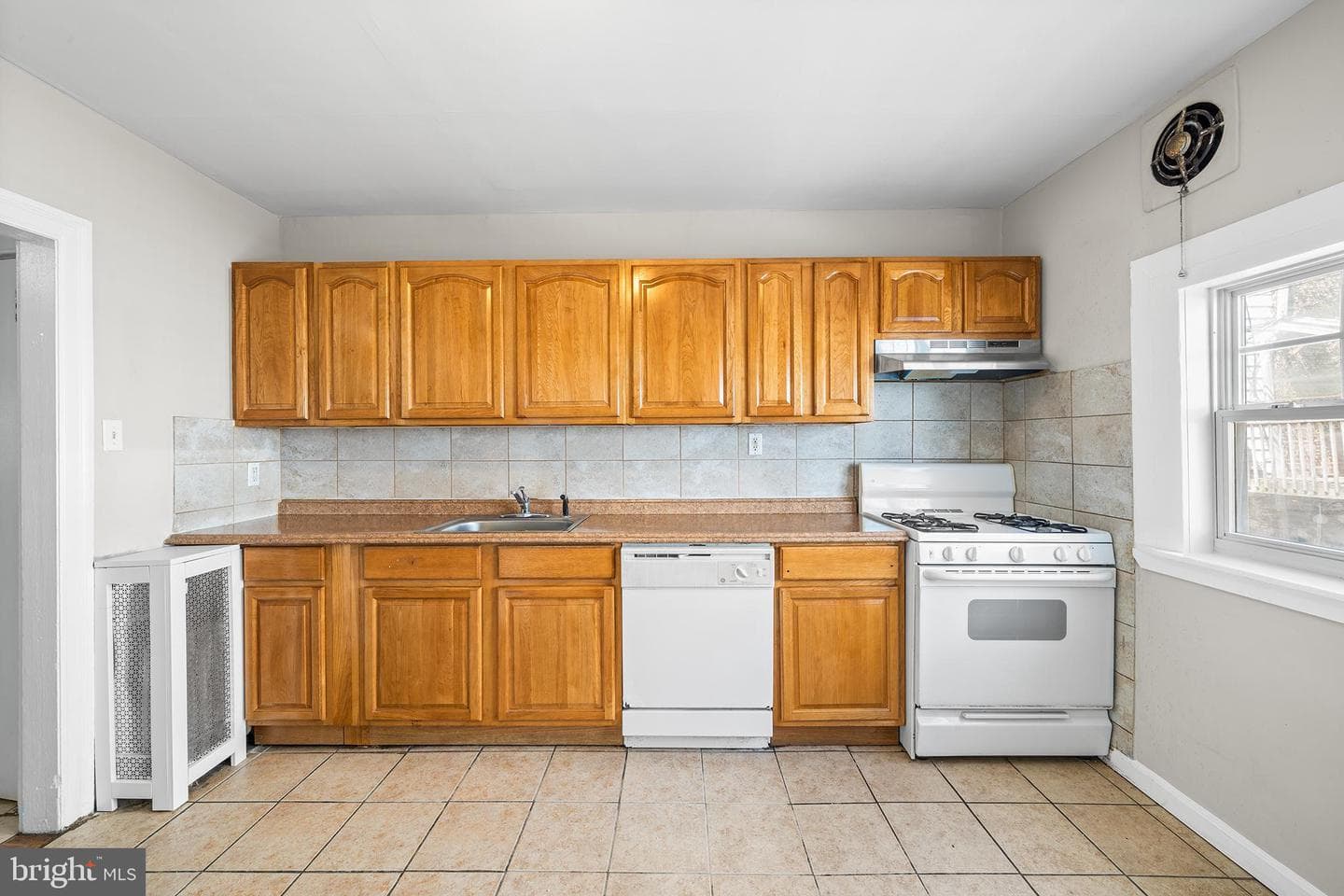 309 Sanford Road photo 12