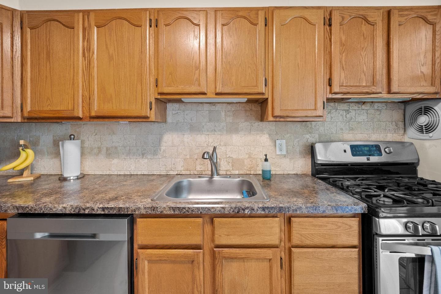 428 Kent Road photo 11