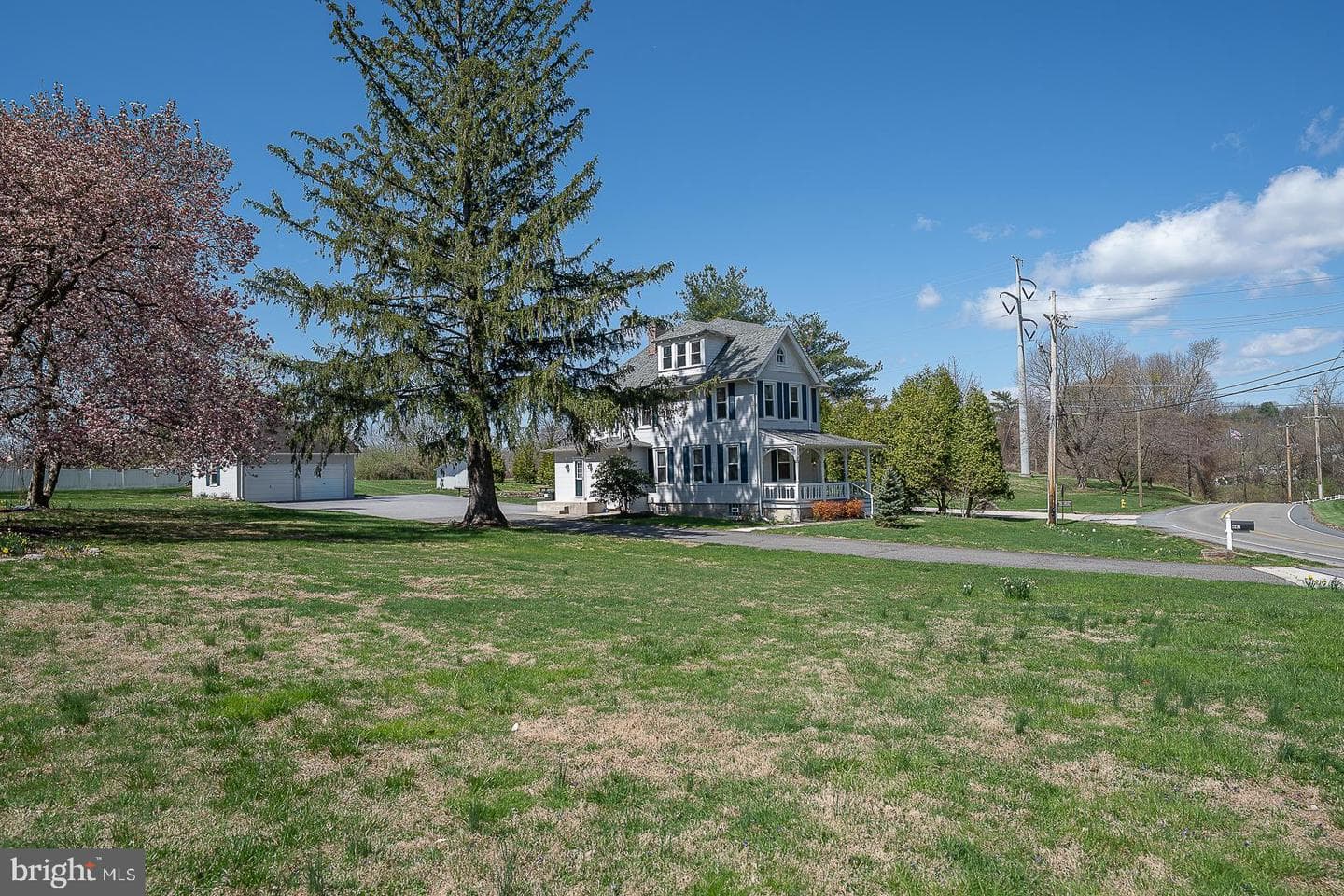 642 Concord Road photo 18