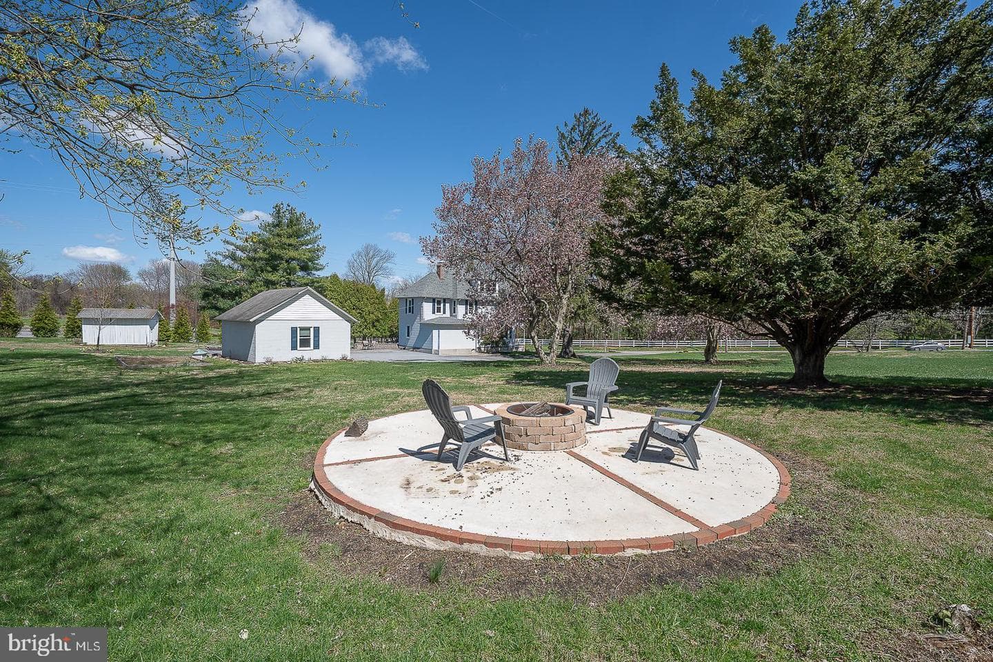 642 Concord Road photo 29