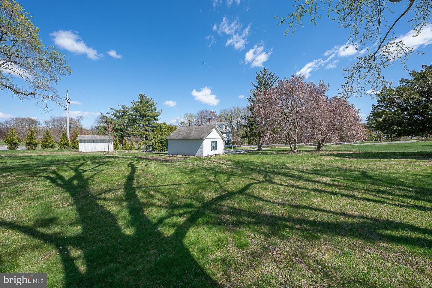 642 Concord Road photo 31