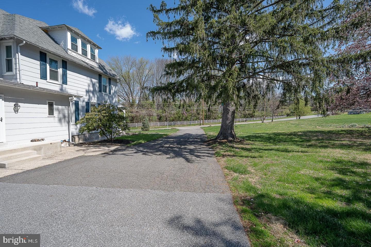642 Concord Road photo 54