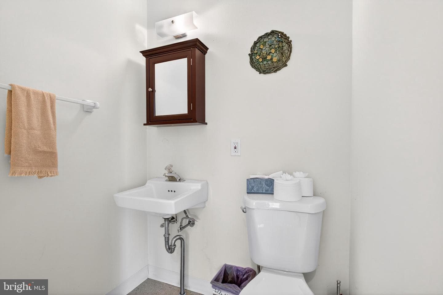 503 Haverford Court photo 38