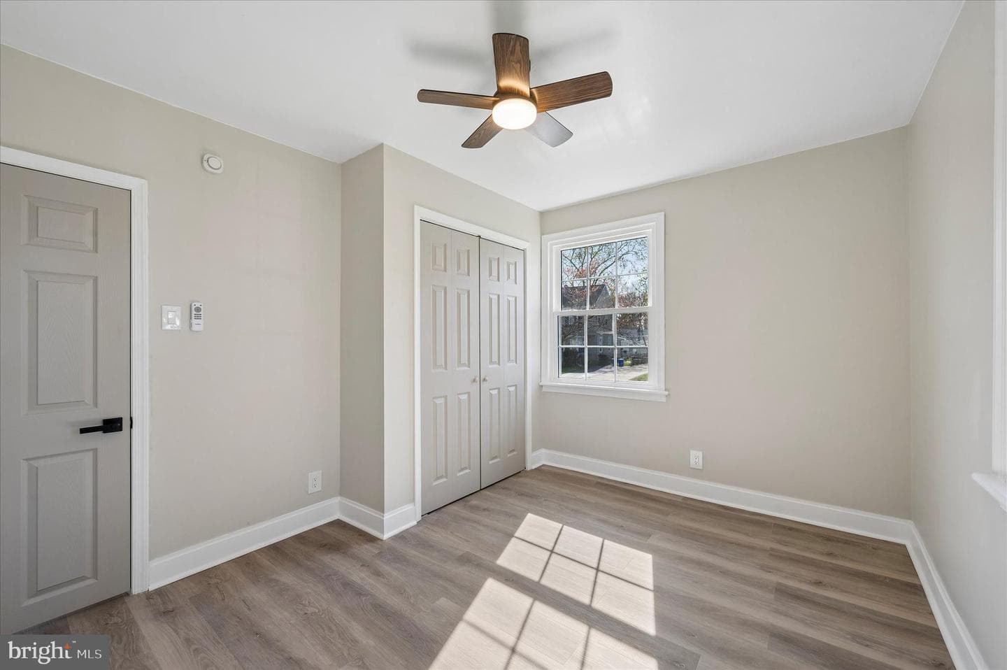 222 W Love Lane photo 6