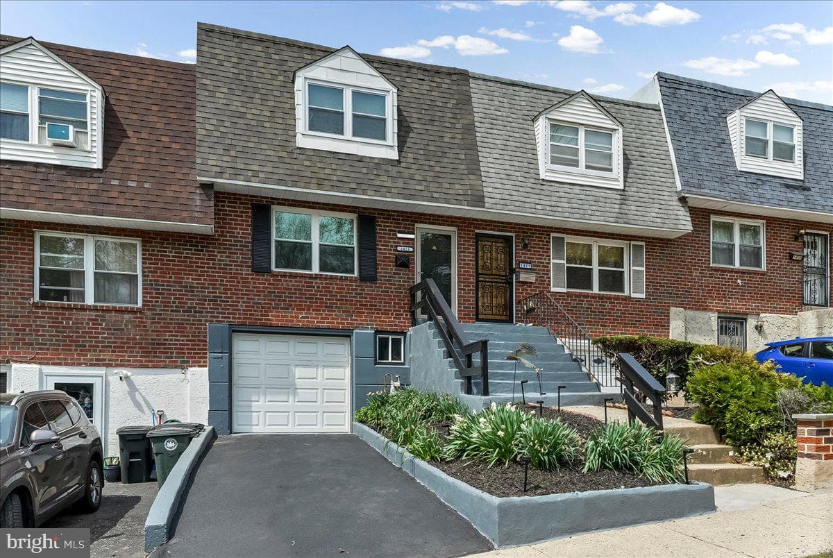 1423 Rainer Road