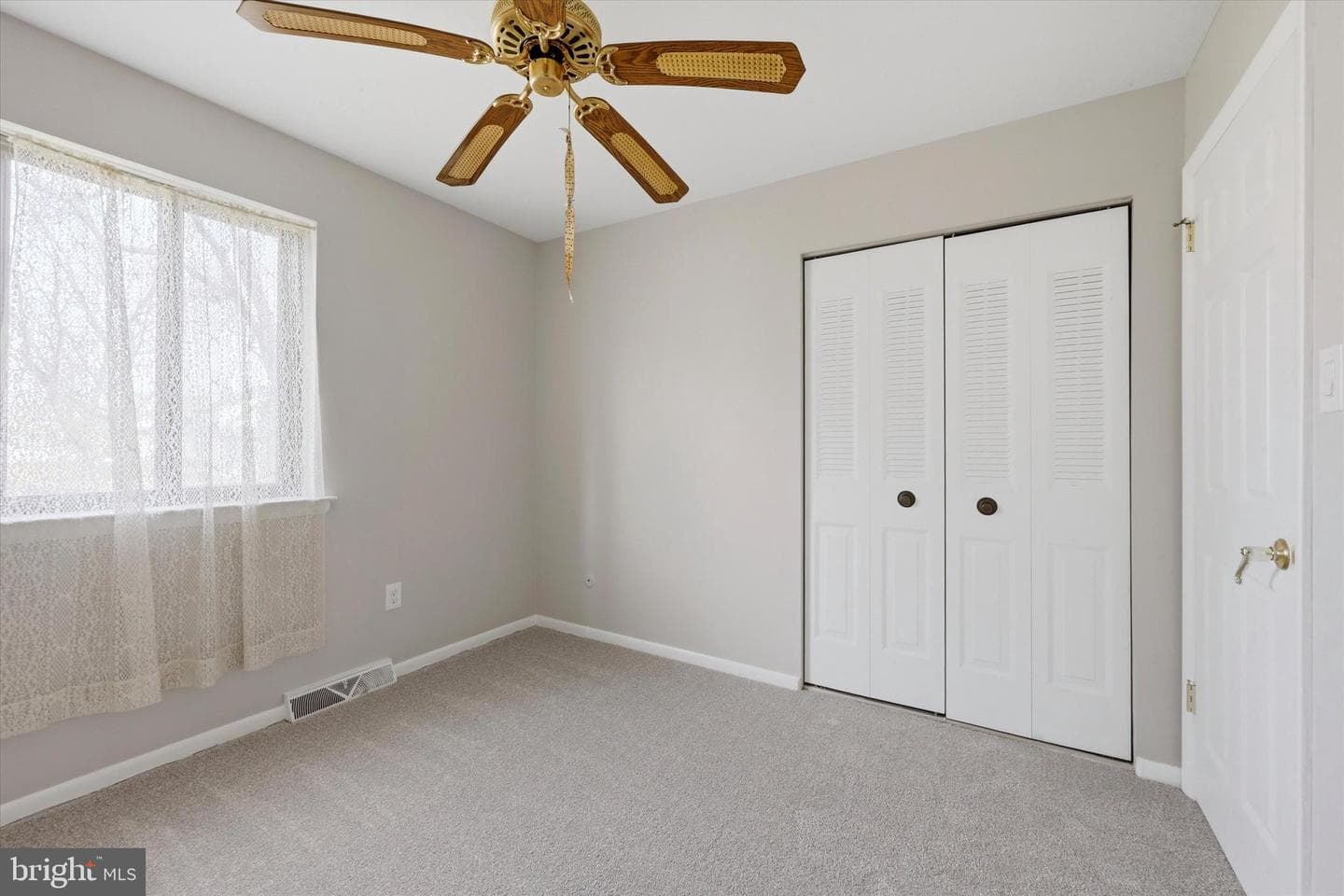 211 E Providence Road photo 18