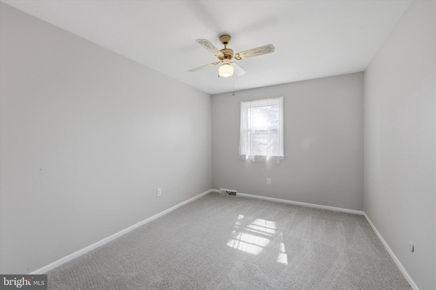 211 E Providence Road photo 21