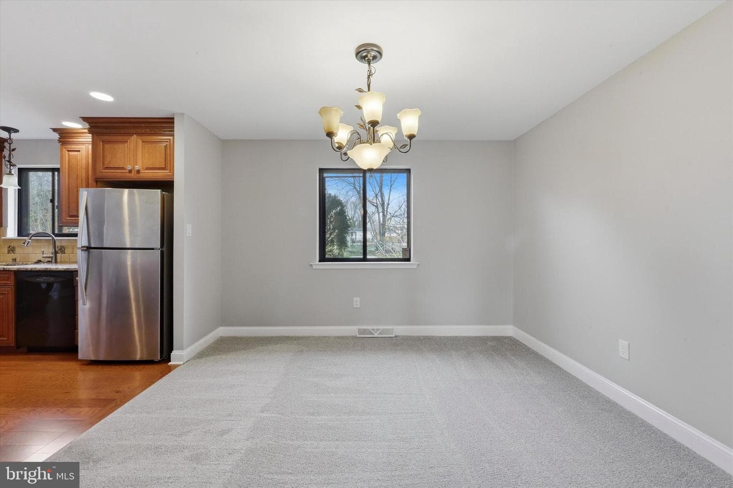211 E Providence Road photo 8
