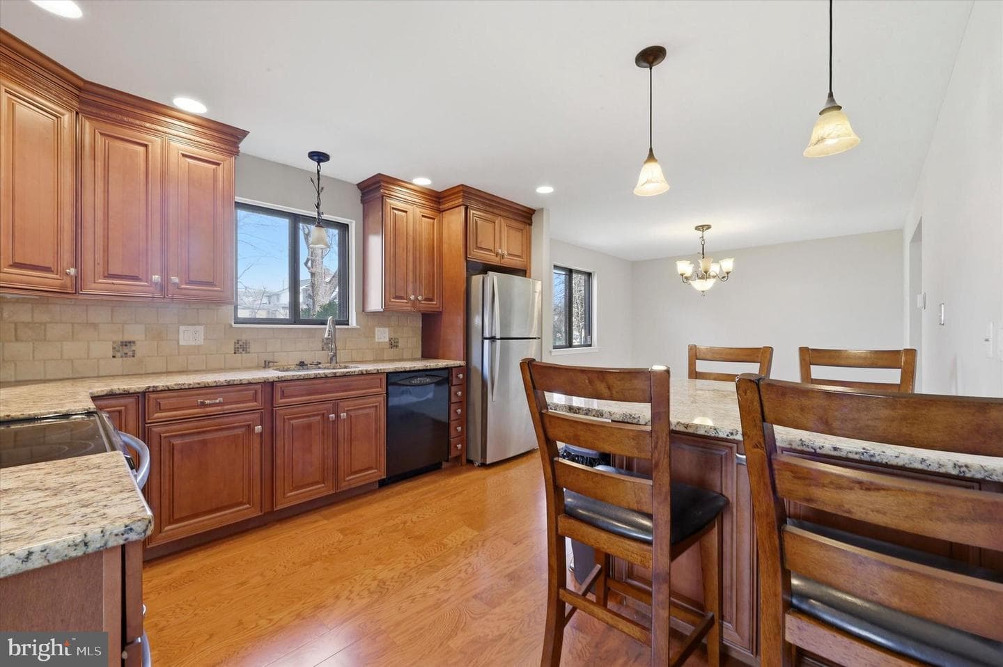 211 E Providence Road photo 9