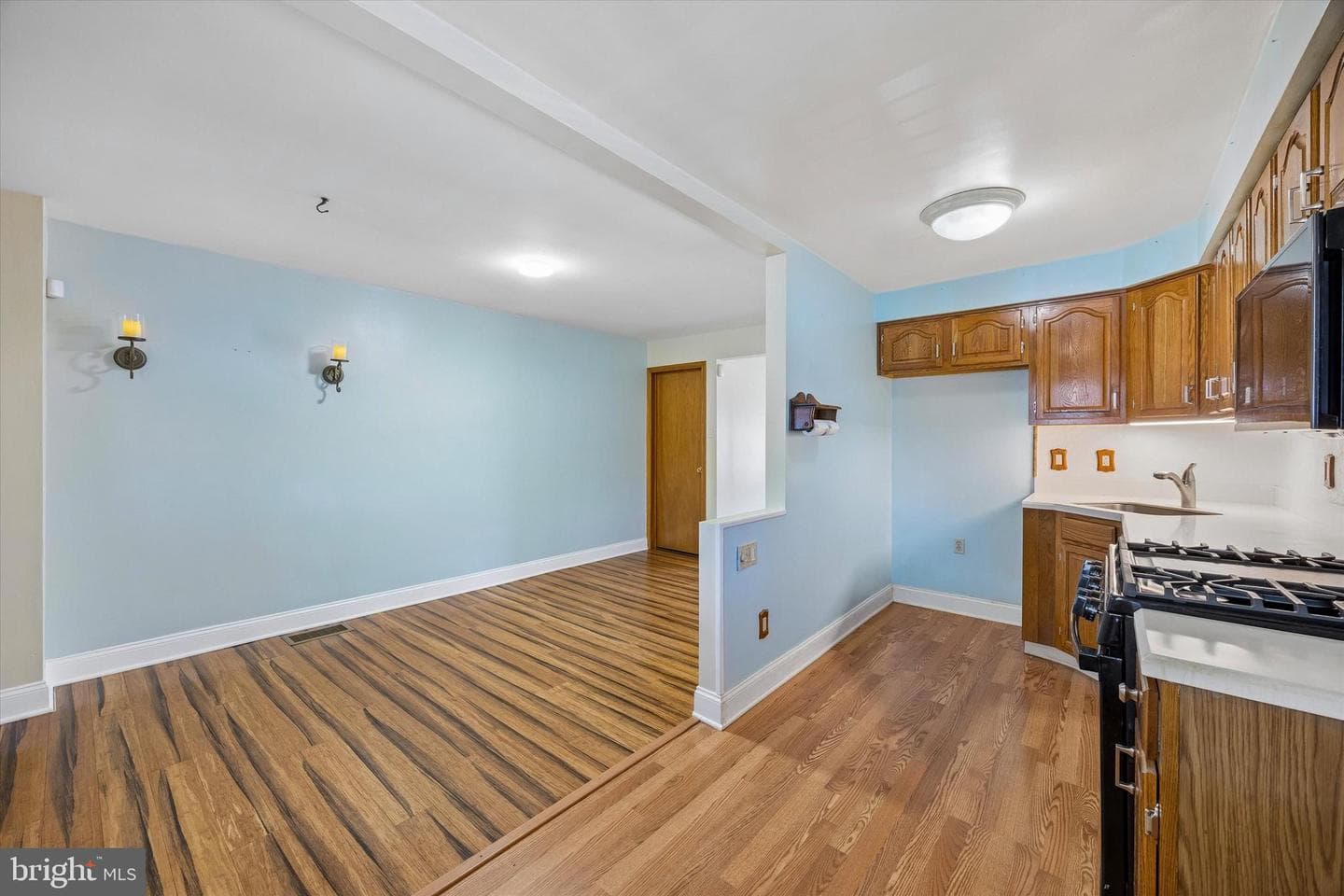 816 Crescent Drive photo 9