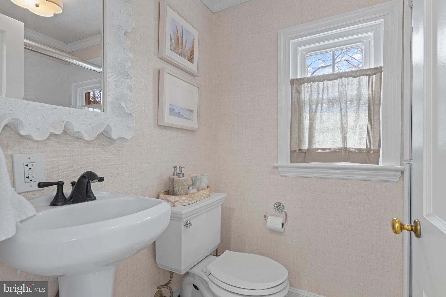 526 W Beechtree Lane photo 18