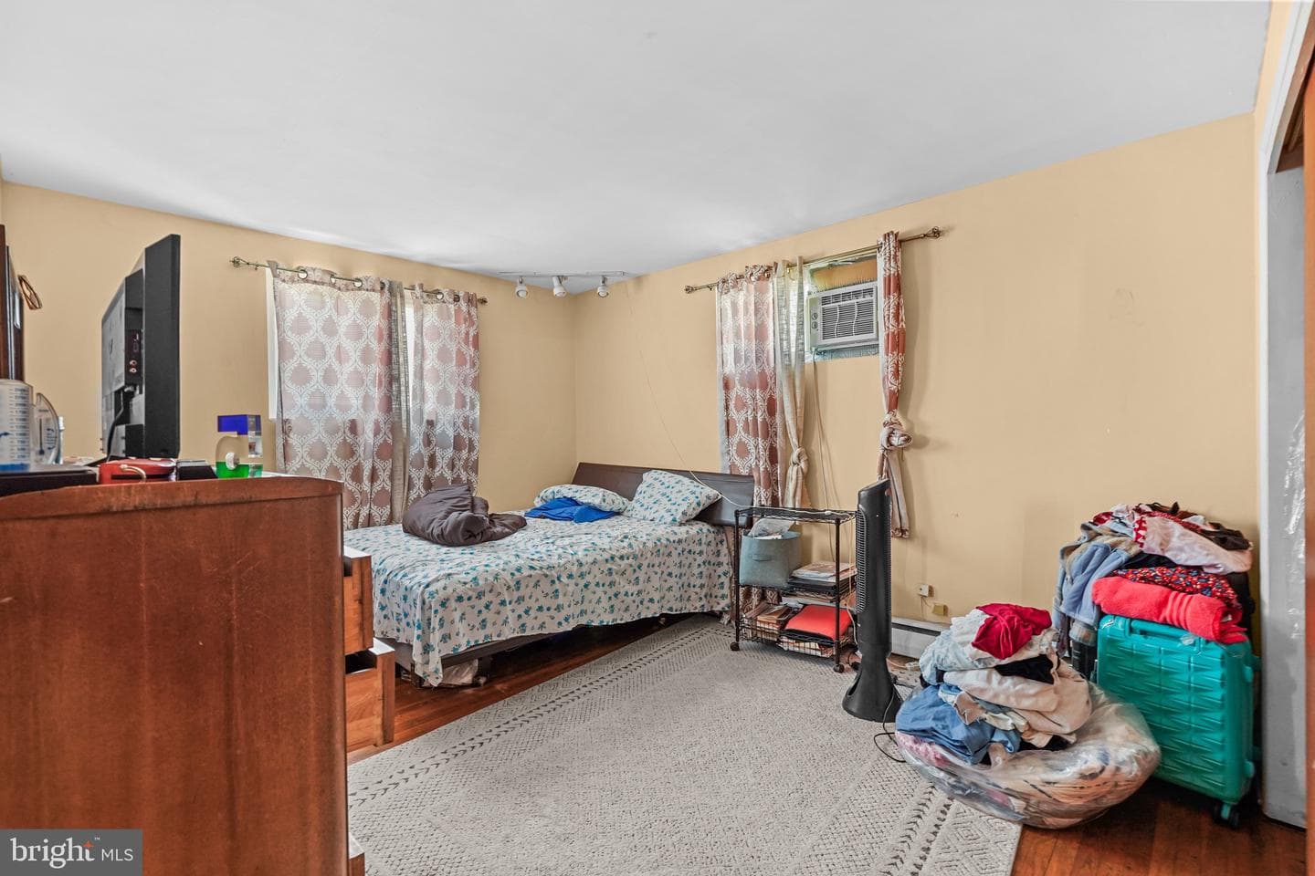 601 Bywood Avenue photo 12