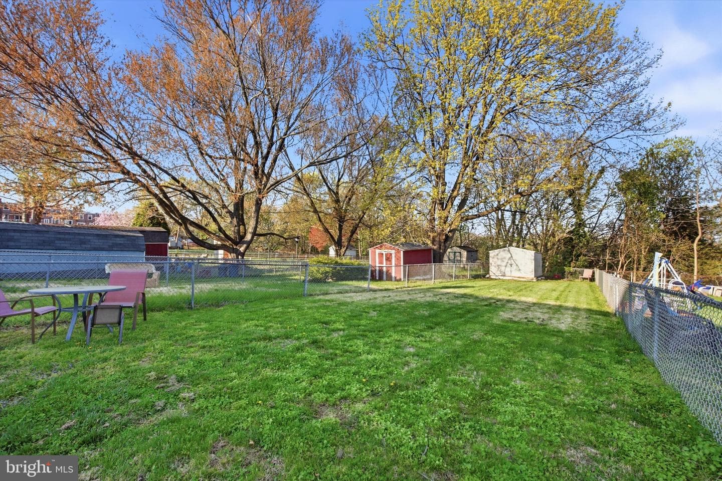 429 Seven Oaks Drive photo 24