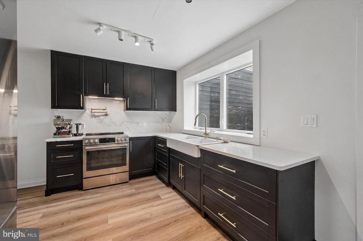 1307 Elmwood Avenue photo 13