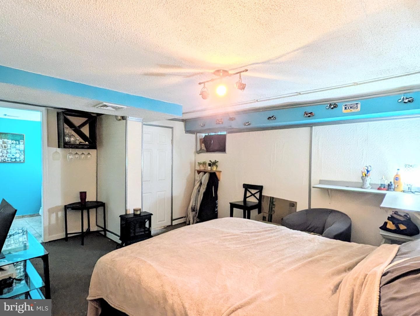 568 Michell Street photo 32