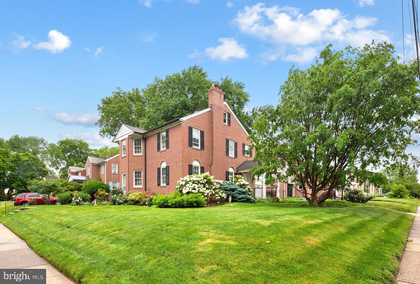 929 Burmont Road photo 3