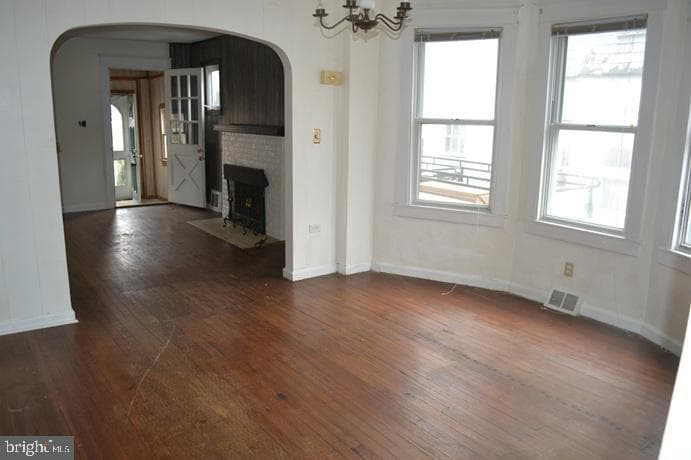631 10th Avenue photo 9