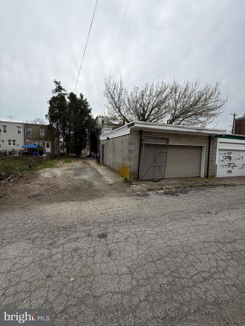 2124 W 3rd Street photo 3