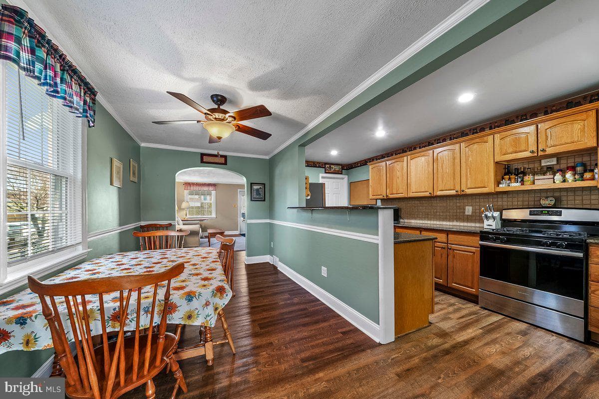 114 Lakeview Drive photo 7