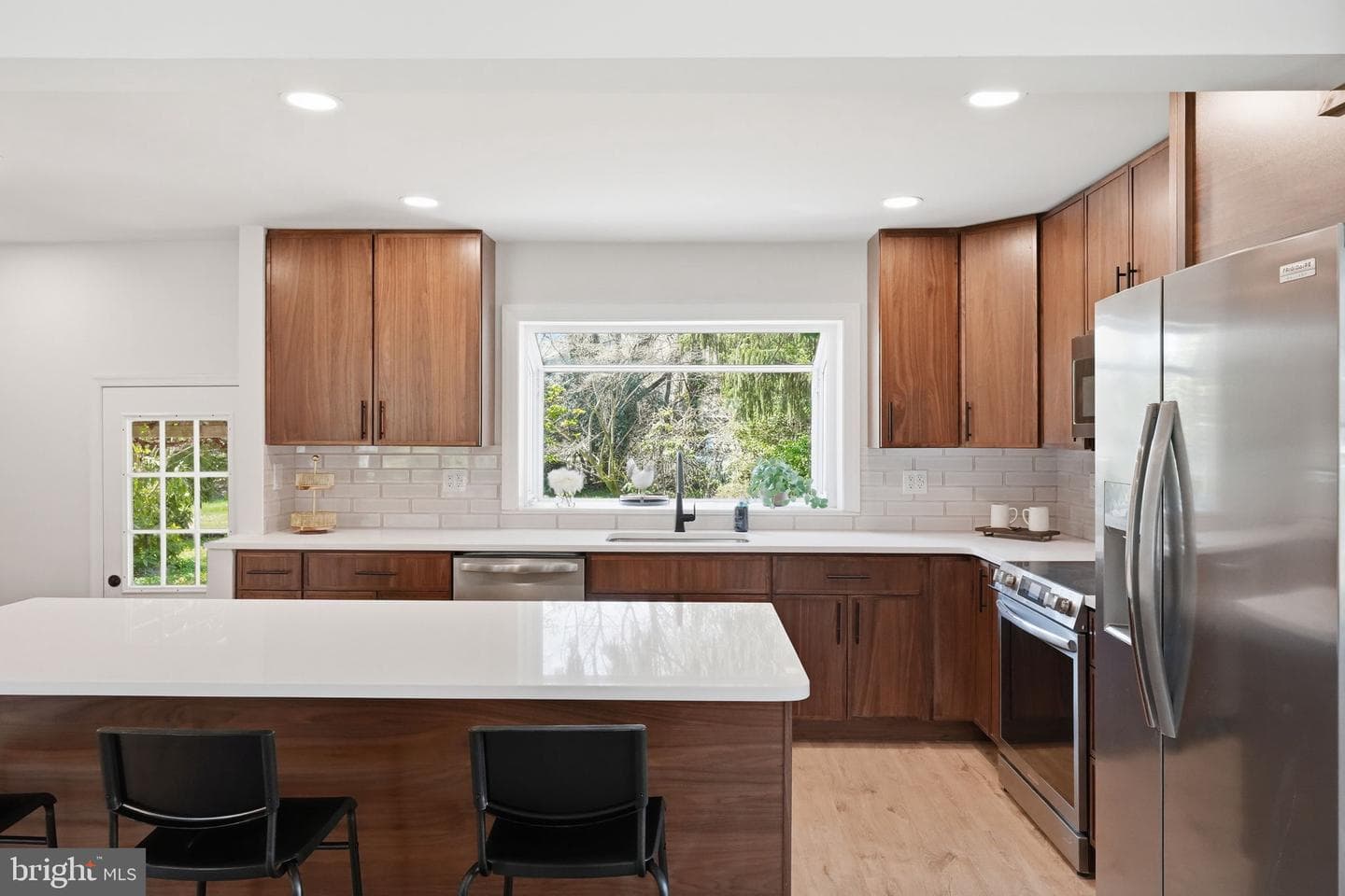 409 S Providence Road photo 31
