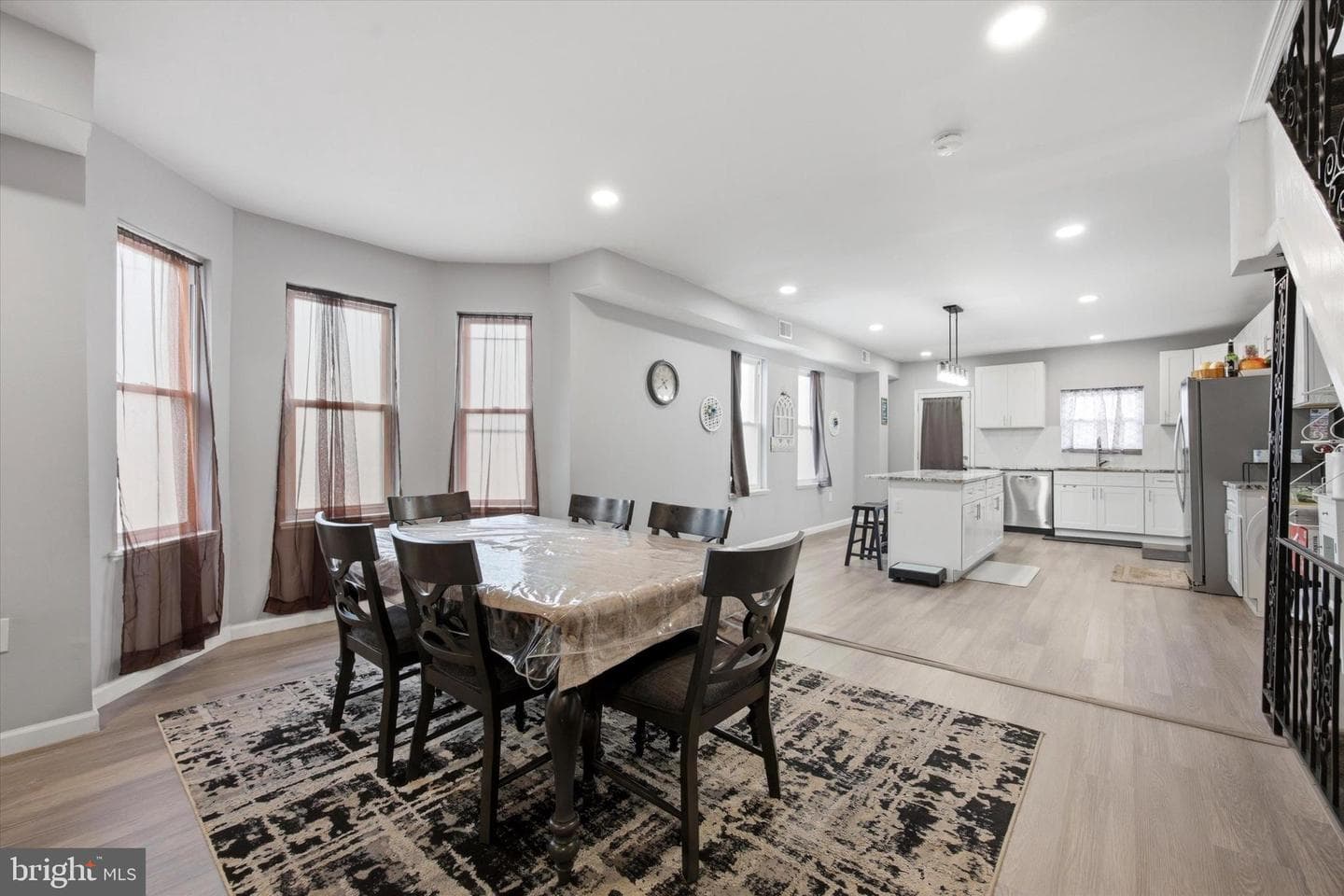 400 Pusey Avenue photo 5