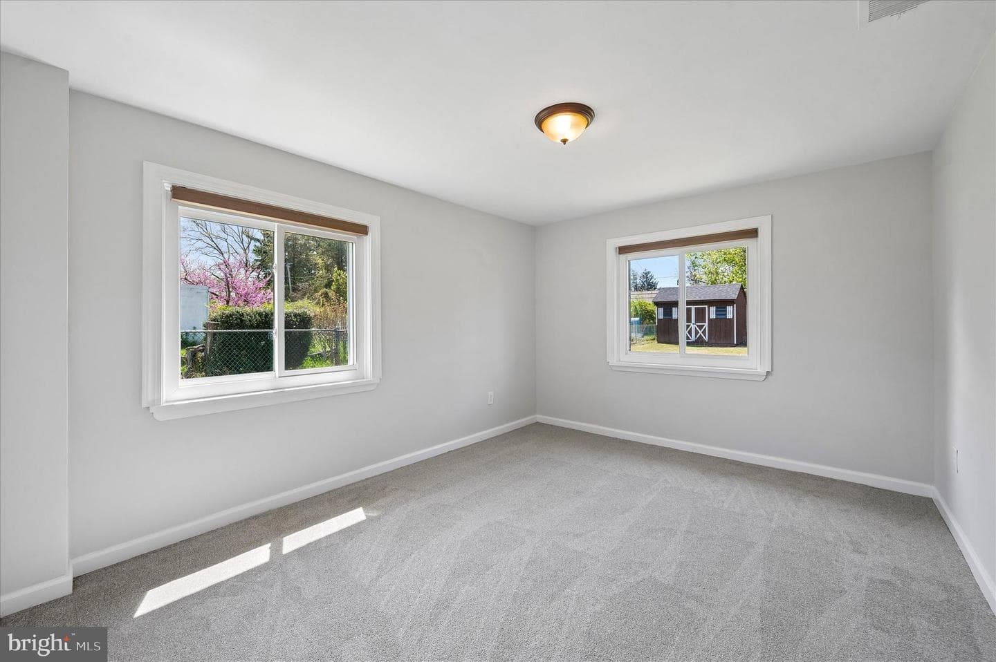 2154 Sproul Road photo 19