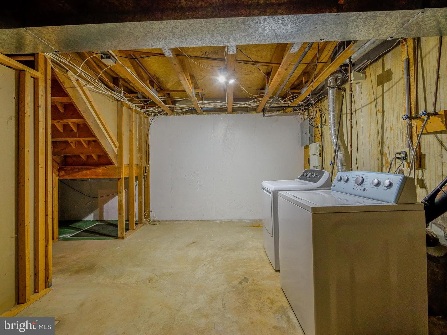 6 Victoria Drive photo 45