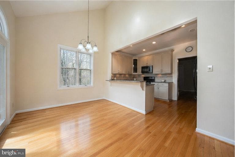 125 Springton Mews Circle photo 10