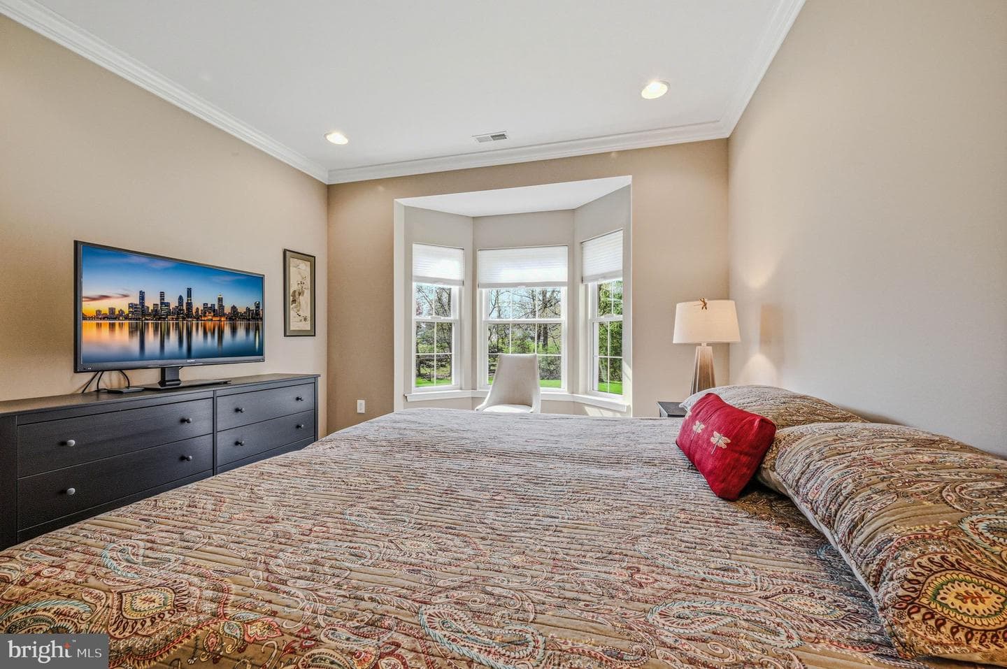 8 Irwin Drive photo 21