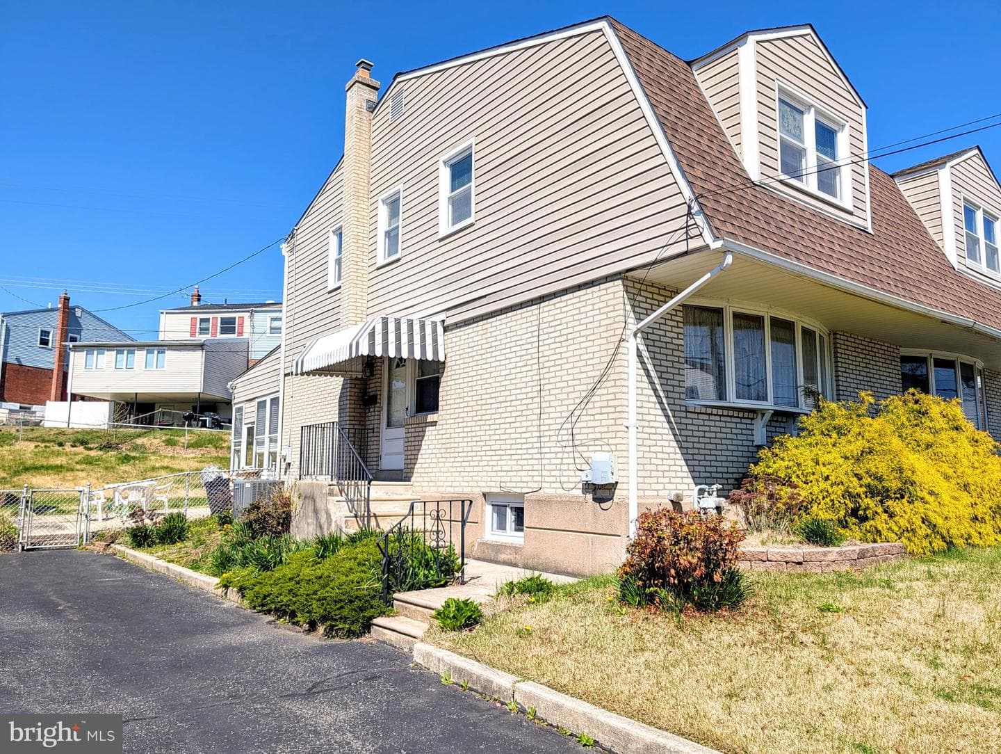 1439 Michigan Avenue photo 4