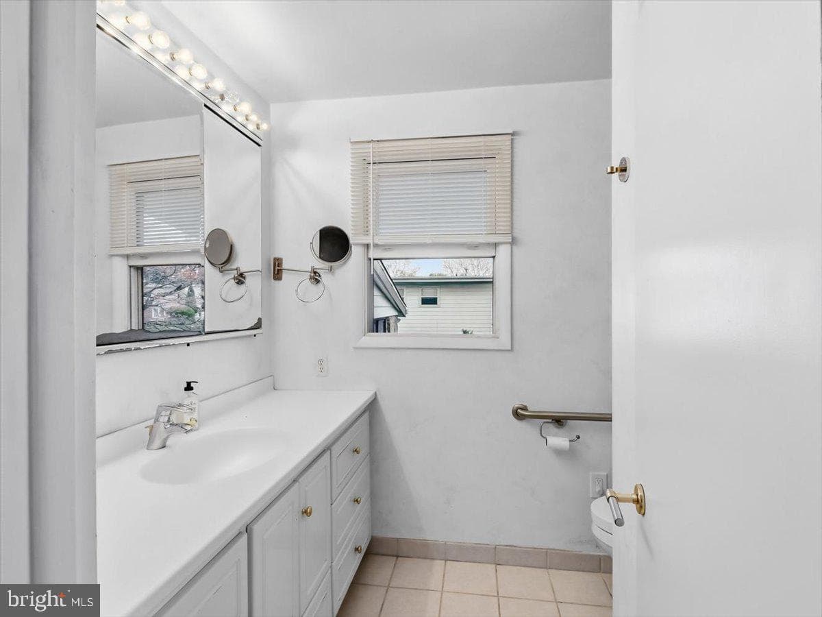14 Vassar Road photo 18