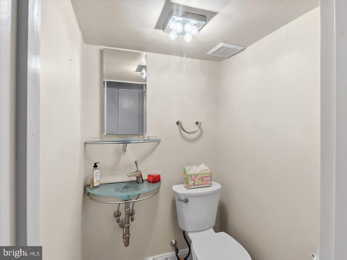 14 Vassar Road photo 31