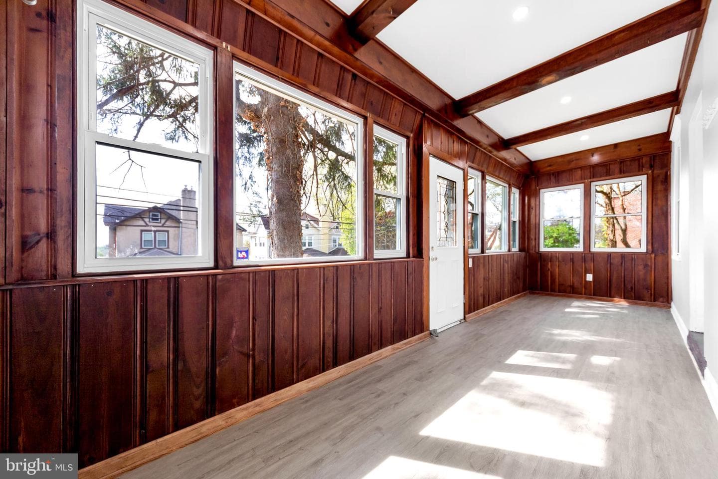 3227 Berkley Avenue photo 3
