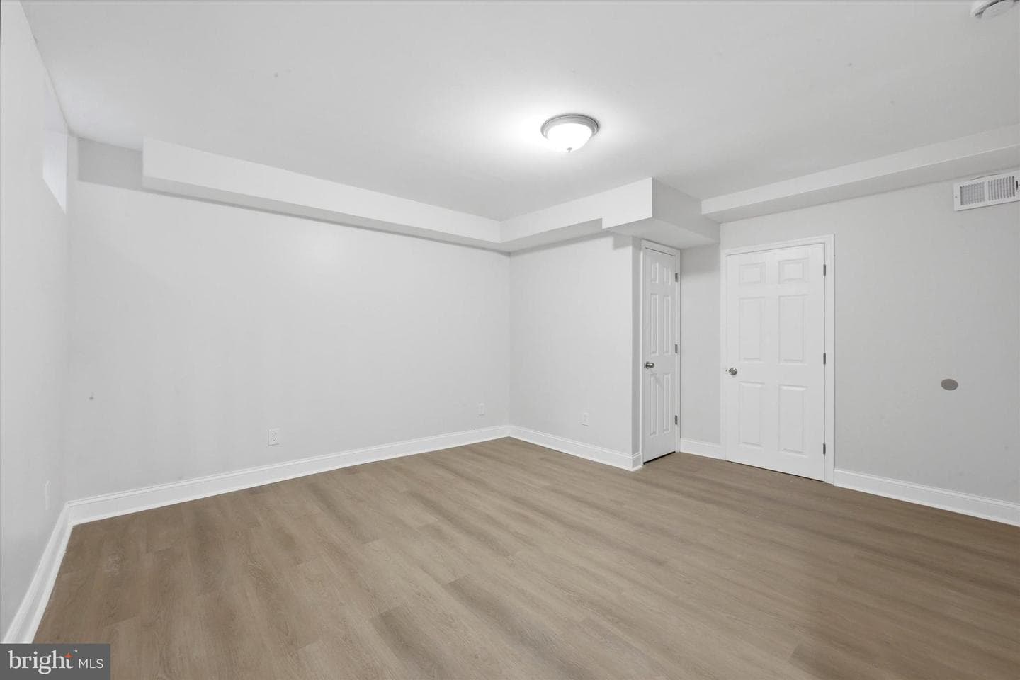 50 Colonial Drive photo 27