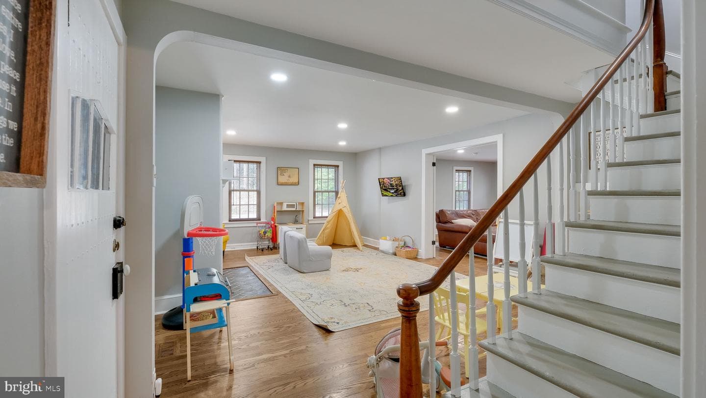 204 W Brookhaven Road photo 11